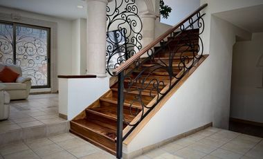 Casa residencial en VENTA en Marfil con Alberca