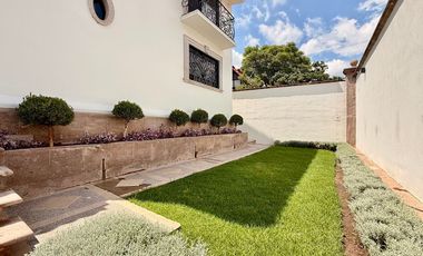 Casa residencial en VENTA en Marfil con Alberca