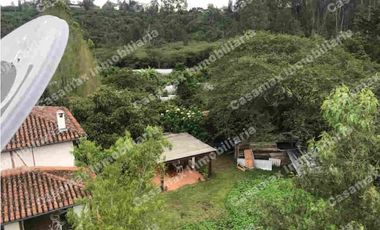 TUMBACO 1.5 HECT IDEAL PARA RESTAURANTE-EVENTOS- HOSTAL Y OTROS