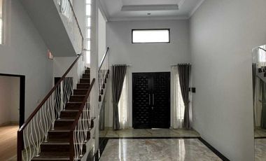 Rumah Baru 3 Lt Cluster Strategis Dekat Stasiun Lenteng Agung Murah