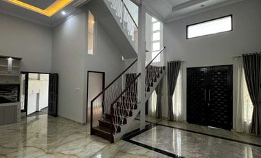 Rumah Baru 3 Lt Cluster Strategis Dekat Stasiun Lenteng Agung Murah