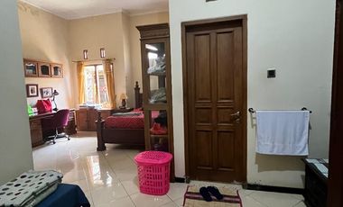 BANGUNAN FULL FURNISHED DI TENGAH KOTA CILACAP
