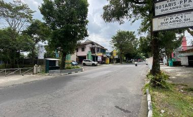 Tanah Pekarangann di Barat Kantor BPN Sleman