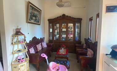 Rumah dekat Kampus 3 Lantai