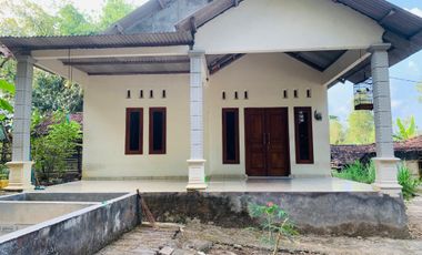 Jual rumah murah siap pakai di Kwarasan nglipar  gunung kdul