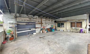 PARQUE LEFEVRE / SANTA ELENA / 285M / 2 LOCALES EN PLANTA BAJA