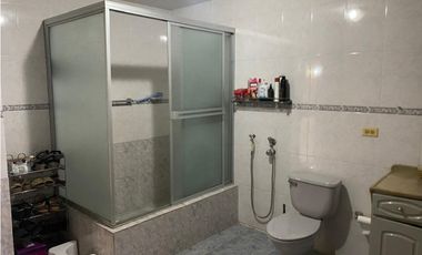 PARQUE LEFEVRE / SANTA ELENA / 285M / 2 LOCALES EN PLANTA BAJA