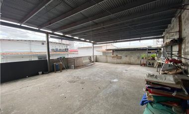 PARQUE LEFEVRE / SANTA ELENA / 285M / 2 LOCALES EN PLANTA BAJA