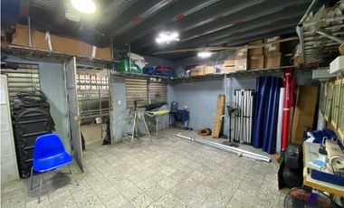 PARQUE LEFEVRE / SANTA ELENA / 285M / 2 LOCALES EN PLANTA BAJA