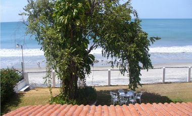 CORONADO / 2475m2 / $727.00 X M2 / CASA CON TERRENO FRENTE AL MAR