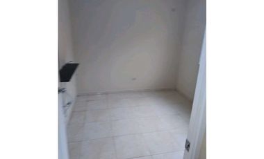 ALQUILO CASA EN NUEVO EMPERADOR 3R