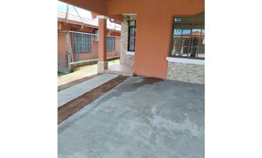 ALQUILO CASA EN NUEVO EMPERADOR 3R