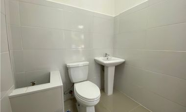 ALBROOK / LOCAL / 75M / DIVISIONES / CON ACABADOS / SOBRE VIA  YH