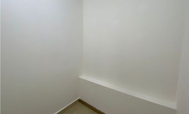 ALBROOK / LOCAL / 75M / DIVISIONES / CON ACABADOS / SOBRE VIA  YH