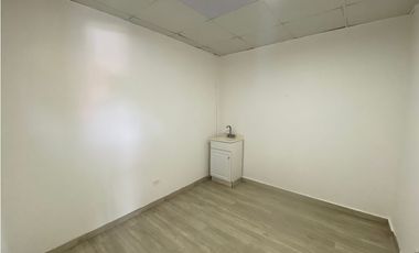 ALBROOK / LOCAL / 75M / DIVISIONES / CON ACABADOS / SOBRE VIA  YH