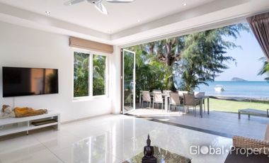 Absolute Beachfront Villa with 4 Bedrooms