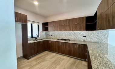 CASA EN CABO NORTE REMODELADA DE 3 RECÁMARAS