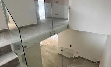 CASA EN CABO NORTE REMODELADA DE 3 RECÁMARAS