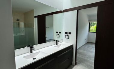 CASA EN CABO NORTE REMODELADA DE 3 RECÁMARAS