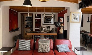 GRAN RESIDENCIA EN PEDREGAL