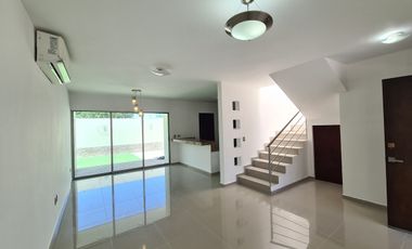 Casa en Venta en Lomas de la rioja | $2,800,000