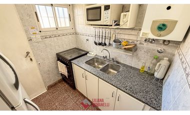 CHALET 4 AMBIENTES + DEPTO 2 AMBIENTES. CONSTITUCION.