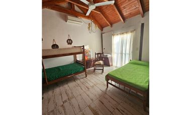 Casa con pileta cálida y luminosa en La María, Colonia Benitez