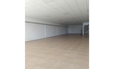 VENDO IMPRESIONANTE LOCAL A ESTRENAR EN ITAEMBE GUAZU, POS MNES