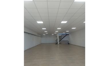 VENDO IMPRESIONANTE LOCAL A ESTRENAR EN ITAEMBE GUAZU, POS MNES