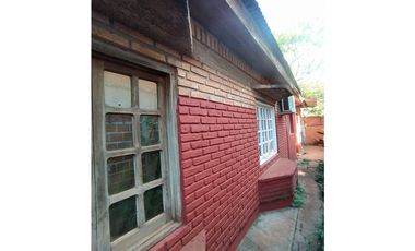 PROPIEDAD CON MÚLTIPLES CONSTRUCCIONES