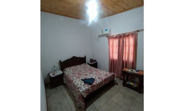 PROPIEDAD CON MÚLTIPLES CONSTRUCCIONES