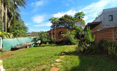 PROPIEDAD CON MÚLTIPLES CONSTRUCCIONES