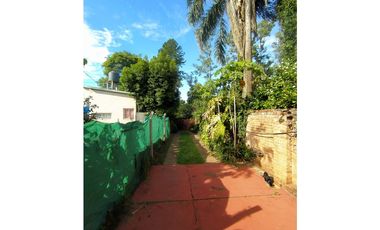 PROPIEDAD CON MÚLTIPLES CONSTRUCCIONES