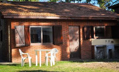 CHALET EN BARRIO NORTE PARA 4 PERSONAS