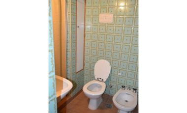 Dpto en Av.2 y 142 DOCEMAR a 200 mts del mar en hermoso barrio
