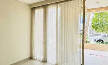 Rumah Longbeach Pakuwon City