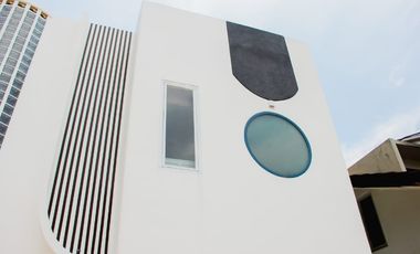 Dijual Rumah baru ada kolam renang di dago pakar resort bandung