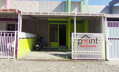 rumah cluster bersih terawat siap huni dejat UNS dan rs moewardi