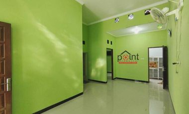 rumah cluster bersih terawat siap huni dejat UNS dan rs moewardi