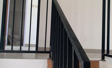 Rumah indah 2 lantai 3 kamar tidur dan 1 kamar mandi free design