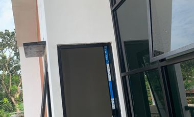 Rumah indah 2 lantai 3 kamar tidur dan 1 kamar mandi free design