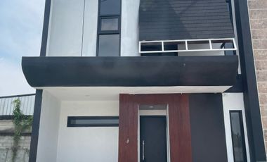 Jual Rumah Minimalis Modern di Villa Edelweis, Kartasura