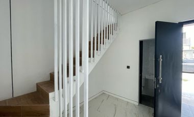 Jual Rumah Minimalis Modern di Villa Edelweis, Kartasura