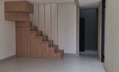 RUMAH BARU 2 LANTAI CLUSTER SERPONG GARDEN .GL116.