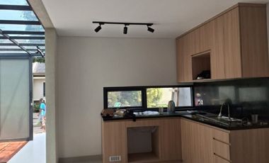 RUMAH BARU 2 LANTAI CLUSTER SERPONG GARDEN .GL116.