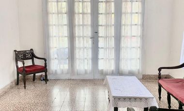 Dijual Rumah Kontemporer di Cilaki, Bandung, Jawa Barat