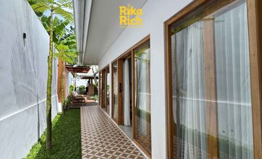 LANGKA VILLA MEWAH BARU DI JOGJA BARAT FULL FURNISHED FULLY OPERATED