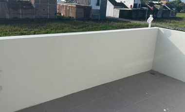 Rumah Mewah Furnish di cluster Gentan Siap Huni