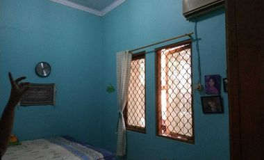 Di Jual Rumah Luas 171 Posisi Hook di Depok 2 Timur