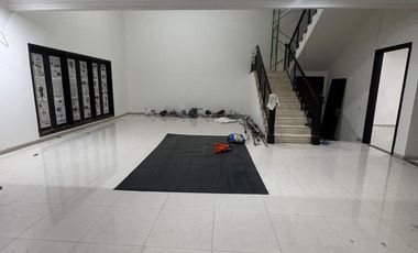 RUMAH GRAHA FAMILI MINIMALIS BAGUS STRATEGIS